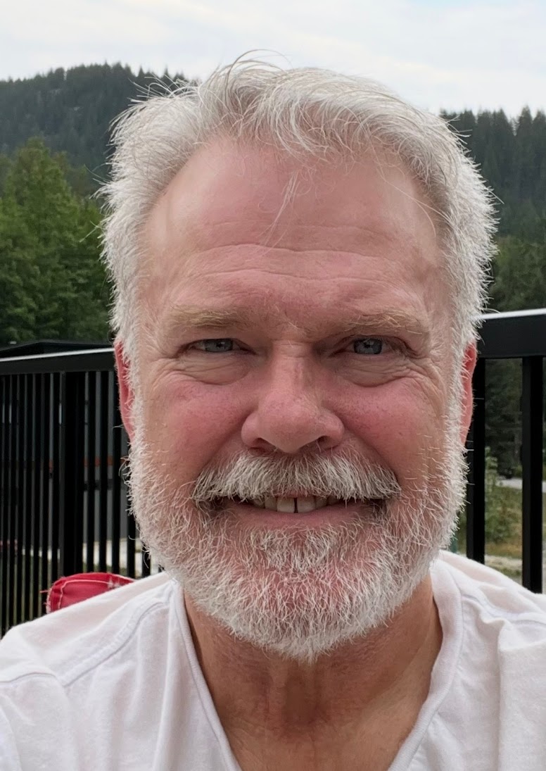 Portrait of Randy Thiessen outdoors in the Selkirk Mountains